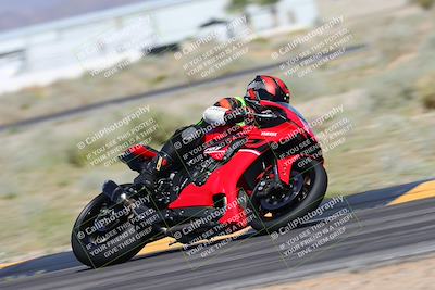 media/Apr-13-2024-SoCal Trackdays (Sat) [[f1617382bd]]/3-Turn 4 (1010am)/